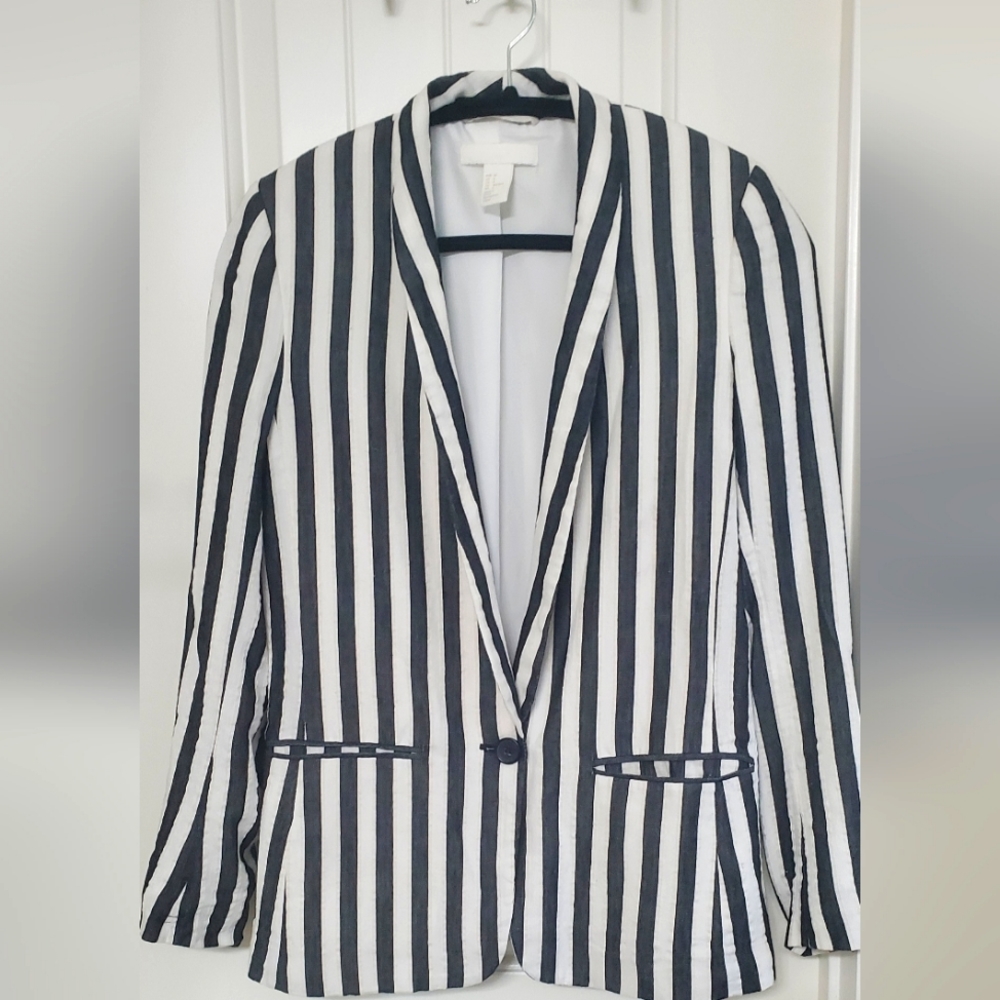 Women's Striped H&M blazer, size 4